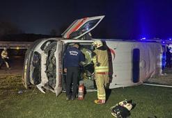Manisa’da feci kaza! Otomobille çarpışan ambulans devrildi: 5 yaralı