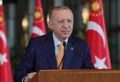 Cumhurbaşkanı Erdoğan'dan Galatasaray'a tebrik telefonu