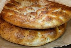 Ramazanda bağırsak tembelliğine karşı pideyi azaltın