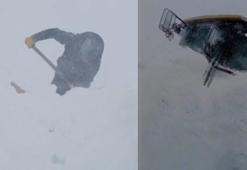 Ardahan-Şavşat kara yolunda karla mücadele eden ekiplerin üzerine çığ düştü