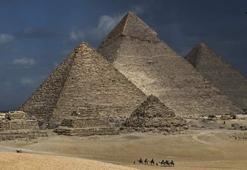 Çığır açan araştırma: Mısır'daki piramitleri 12 bin yıl önce 'süper uygarlık inşa etti' iddiası!