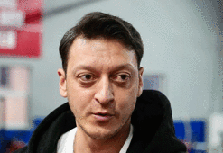 Mesut Özil: Fenerbahçe'de şu an oynamak istemezdim