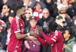 Galatasaray'ın rakibi Liverpool Premier Lig'de 5 golle kazandı