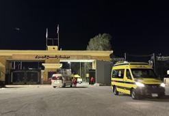 İsrail Refah Sınır Kapısı dahil Gazze'ye açılan tüm kapıları kapattı