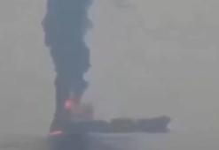 İran, Hürmüz Boğazı'nda bir petrol tankerini vurdu! İlk açıklama geldi