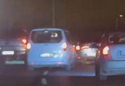 Düğün konvoyu trafiği kilitledi! Tehlikeli manevralar kamerada