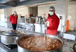 Türk Kızılay, Doğu'da yüzlerce aileye iftarda sıcak aş ulaştırıyor