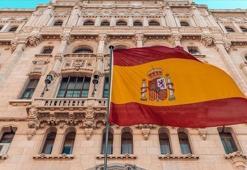 İspanya hükümeti, ticari ilişkileri keseceğini söyleyen ABD Başkanı Trump'ı eleştirdi