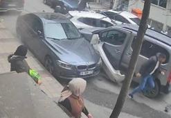 Sultangazi’de trafik kavgası kamerada! Tartışma kazaya dönüştü, 5 kişi araçtan inip kaçtı