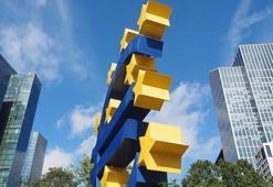 Euro Bölgesi'nde bileşik PMI yükseldi