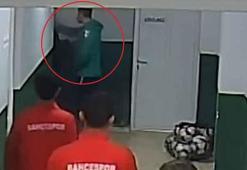 Amatör maç öncesi ortalık savaş alanına döndü! Tokalaşmak için uzanan ele yumruk