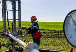 Brent petrolün varili vadeli piyasalarda 85 doları aştı