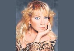 Nil Burak ile nostaljik yolculuk