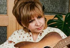 Ajda Pekkan duyurdu: Pop müziğin efsane ismiydi! Usta sanatçı Ülkü Aker hayatını kaybetti