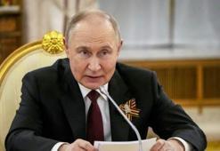 Putin'den İran'ın yeni lideri Hamaney'e tebrik mesajı