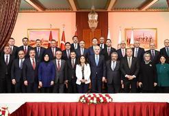 Kurtulmuş, Milli Dayanışma, Kardeşlik ve Demokrasi Komisyonu üyeleriyle iftarda bir araya geldi