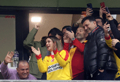 Fatih Terim, Galatasaray-Liverpool maçını tribünden takip etti!