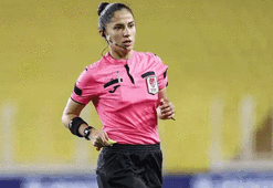 Süper Lig'de 27 yıl sonra bir ilk! Kadın hakem maç yönetecek