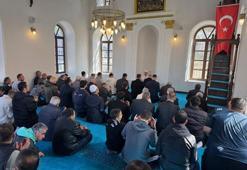 İzmir'de restore edilen 132 yıllık Asmalı Mescit ibadete açıldı