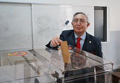 Galatasaray'da divan kurulu başkanlığına yeniden Aykutalp Derkan seçildi