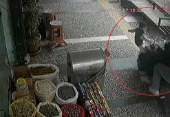 Kaldırımda dehşet! 5 yaşındaki çocuk ölümden döndü: Kaza anları kamerada