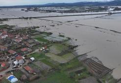Edirne'de Tunca Nehri kıyısında toprak kayması
