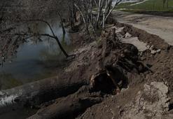 Edirne’de Tunca Nehri kıyısında korkutan toprak kayması! 50 metrelik çatlaklar oluştu
