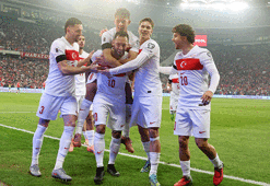 A Milli Takım'ın Dünya Kupası Play-Off maçları aday kadrosu belli oldu! İşte Montella'nın tercihleri