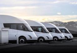 Tesla Semi sonunda üretime giriyor: Şoförler şimdiden memnun