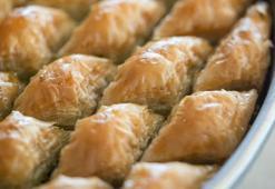 Bayram baklavasını buzdolabına koymak doğru mu? Bu taktikle taze kalıyor