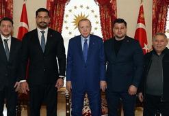 Cumhurbaşkanı Erdoğan, Türkiye Güreş Federasyonu Başkanı Akgül'ü kabul etti