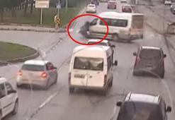 Kazalar böyle geldi! Sürücülerin bir anlık dikkatsizliği...