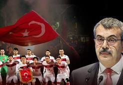 LGS sınavına milli maç ayarı! Bakan Tekin: 1 gün öne alınabilir