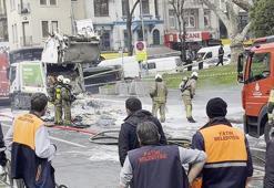 Fatih'te çöp kamyonunda patlama! Cadde trafiğe kapatıldı