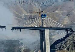 İran'da B1 Köprüsü bir kez daha vuruldu