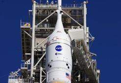 NASA görevinde ilginç an: Ay'a giden ekipte yazılım krizi çıktı