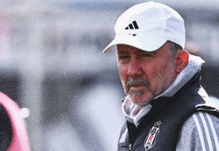 Beşiktaş'ta Fenerbahçe derbisi öncesi Sergen Yalçın'dan oyuncularına uyarı!