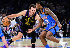 NBA'de Los Angeles Lakers'a Doncic şoku! Normal sezonu kapattı