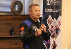 Türkiye'nin uzaya çıkan ilk astronotu Alper Gezeravcı’dan gençlere mesaj: 'Yapılamaz’ algısını bu görevle yıktık'