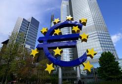 Euro Bölgesi'nde bileşik PMI 9 ayın dibinde