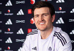 Manchester United'da Harry Maguire imzayı attı!