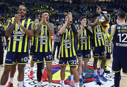 Fenerbahçe'nin yıldızı Nando De Colo'dan emeklilik kararı!