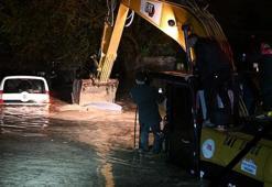 Osmaniye'de sağanak nedeniyle Bülbül Deresi taştı! Selde sürüklenen araçtaki 2 kişi hayatını kaybetti