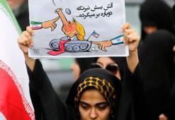 Binler Tahran sokaklarına döküldü! ABD-İran arasındaki geçici ateşkes protesto edildi
