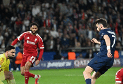 Şampiyonlar Ligi'nde PSG, Liverpool'u 2 golle devirdi! Rövanş öncesi avantajı yakaladı