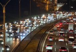 İstanbul'da akşam saatlerinde trafik yoğunluğu yaşanıyor! Yüzde 81'e çıktı