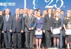 Yaşar Üniversitesi’nde 25’inci yıl gururu