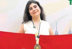 Matematik olimpiyatında altın madalya kazandı