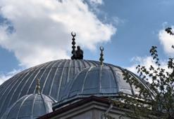 Denizli’de cami çatısında intihar girişimi! 2 saatlik ikna sonrası yaşananlar şaşkına çevirdi