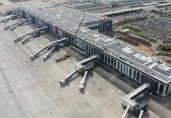 Antalya Havalimanı yeni terminal binaları bir yıldır hizmette
